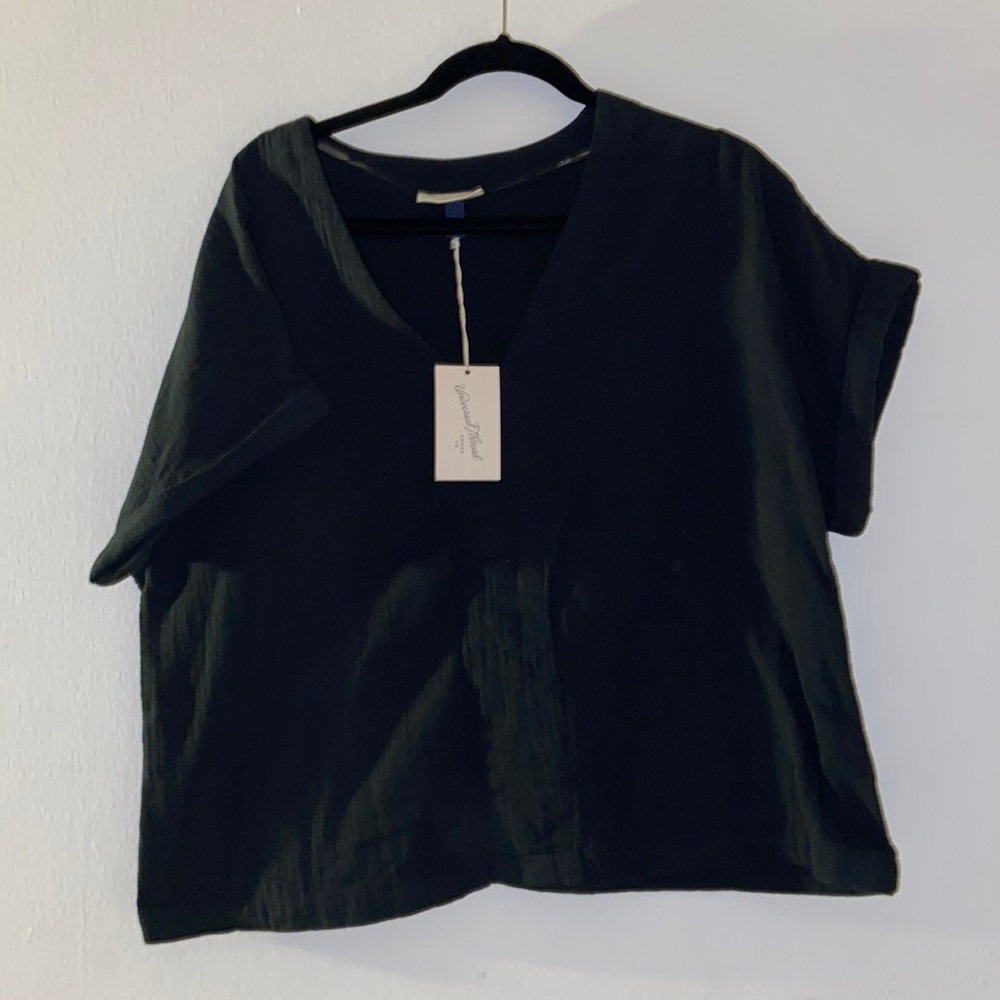Black Universal Thread Shirt